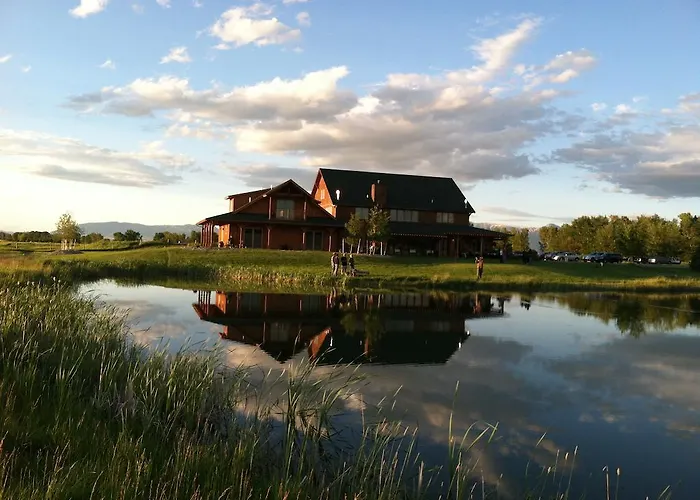 Gallatin River Lodge